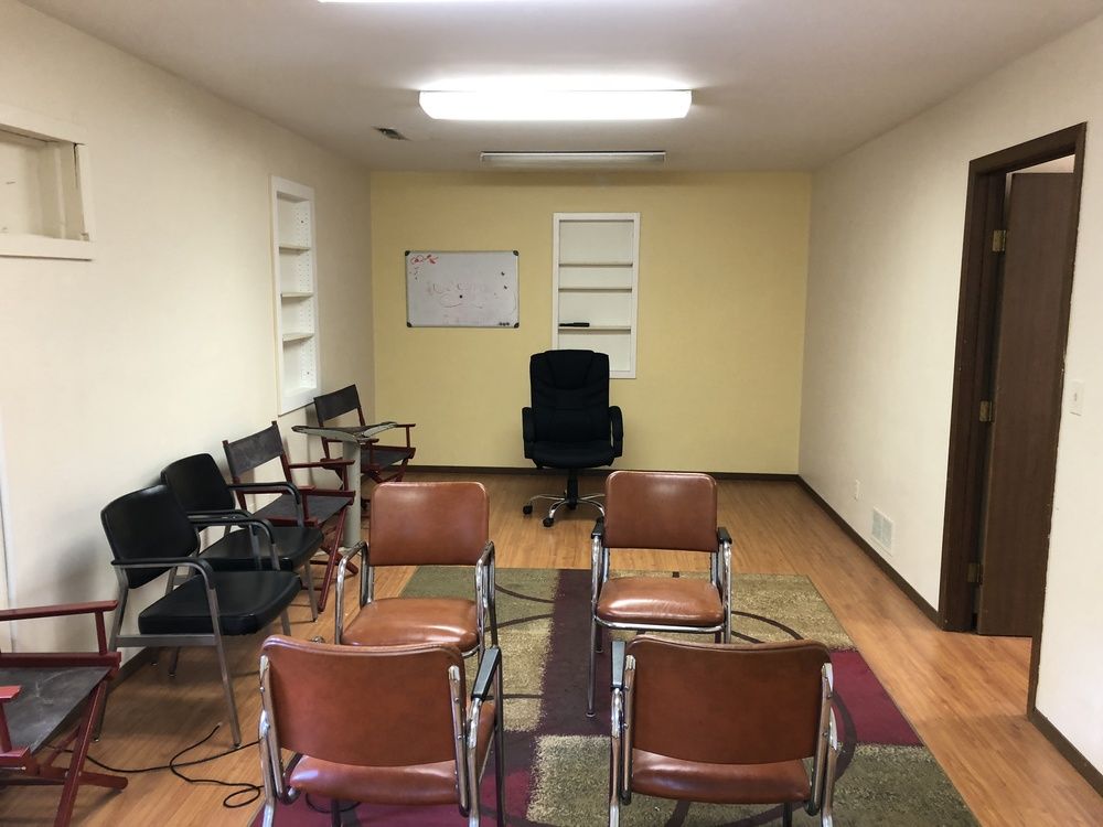 252 E Washington St, East Peoria, IL 61611